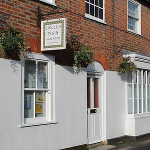 Circles Guest House Pewsey Exterior photo