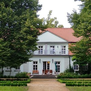 Neustadt  Internat Schloss Spiegelberg Bed & Breakfast Room photo