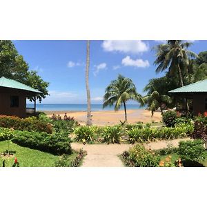 Kampong Ayer Batang Abc Chalet Tiomanヴィラ Exterior photo