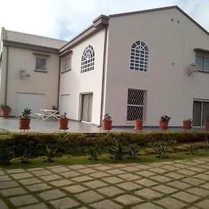 Ivato  Sahamalaza Bed & Breakfast Exterior photo