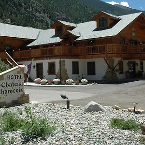 Hotel Chateau Chamonix ジョージタウン Exterior photo