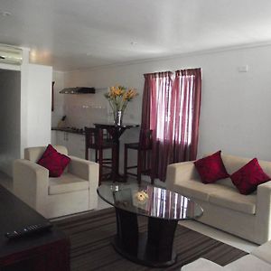 Hibiscus Apartments Fiji ナンディ Exterior photo