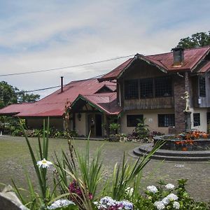 Hotel Chalet Tirol エレディア Exterior photo