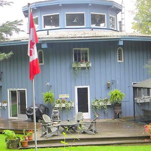 Algonquin Highlands Stouffermill Bed & Breakfast Bed & Breakfast Exterior photo