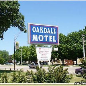 Oakdale Motel オワトナ Exterior photo