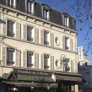 Hotel Des 3 Marches- Logis Hotel Restaurant Le Vésinet Exterior photo