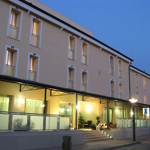Hotel Fontanelle フラッタ・テルメ Exterior photo