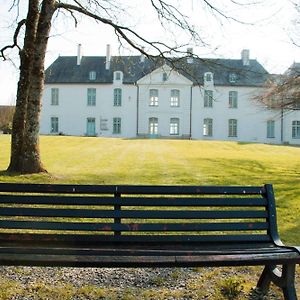 ホテル Surprenantes - Chateau Du Pe Saint-Jean-de-Boiseau Exterior photo