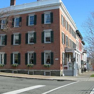 ホテル The Lincklaen House Cazenovia Exterior photo