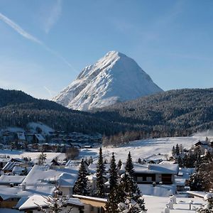 Waldhotel Seefeld ゼーフェルト・イン・チロル Exterior photo