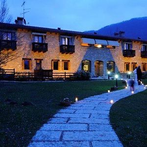 Ai Cadelach Hotel Giulia Revine Lago Exterior photo