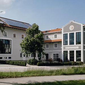 ホテル Brauerei Gaststaette Stierberg Obertaufkirchen Exterior photo