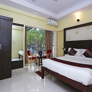 Hotel Prakaash Comforts マイソール Exterior photo