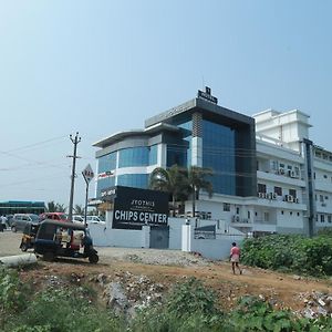 Hotel Jyothis Regency パルガート Exterior photo