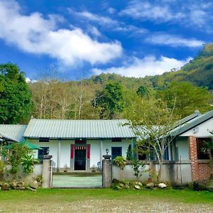 三義郷 Yellow Stone M.V. Bed & Breakfast Exterior photo