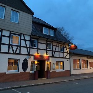 Hotel Und Restaurant Pinkenburg ヴェニッヒセン Exterior photo