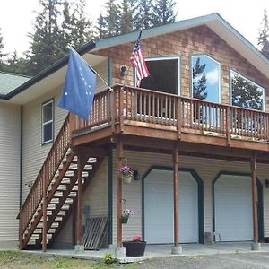 スワード Glacier Creek Lodging Bed & Breakfast Exterior photo