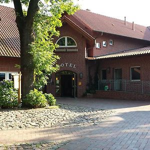 Hotel Restaurant Am Pfauenhof Quakenbrück Exterior photo