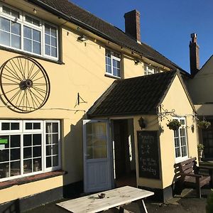 The George Inn Donyatt Exterior photo