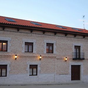 ホテル La Casona De Dona Petra Villarmentero de Campos Exterior photo