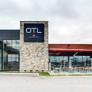 ホテル Otl Gouverneur Chicoutimi Exterior photo