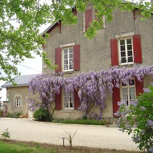 ホテルLes Vieilles Vignes Thorigne Exterior photo