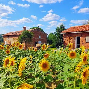 Deyme Les Hauts De Sames Bed & Breakfast Exterior photo