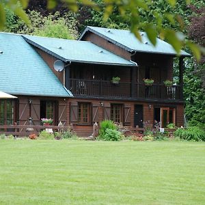 Sauviat-sur-Vige Spruce Lake Bed & Breakfast Exterior photo