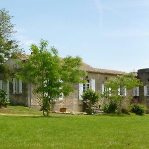 Lamothe-Landerron Ancien Haras De La Tour Bed & Breakfast Exterior photo