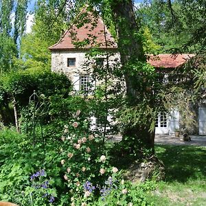 ホテル Moulin De Repassat Etape Voie Verte Bazens Exterior photo