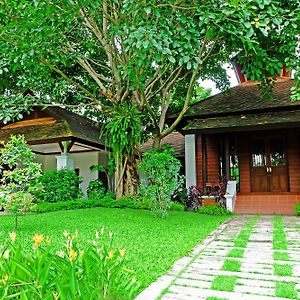 Khum Nakorn Villa ラムプーン Exterior photo