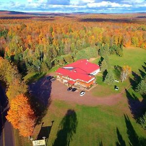 North Ironwood Acres - Black River Lodge Exterior photo