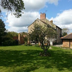 Marston Moreteyne Upper Wood End Farm Bed & Breakfast Exterior photo