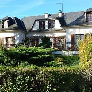 Saint-Cyprien-sur-Dourdou Le Curieux De Conques Bed & Breakfast Exterior photo