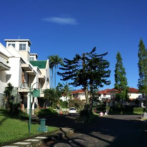Villa Tamie Bumi Ciherang チパナス Exterior photo