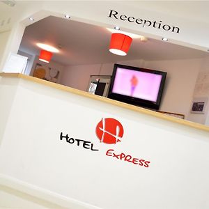 Hotel Express Newcastle ゲーツヘッド Exterior photo