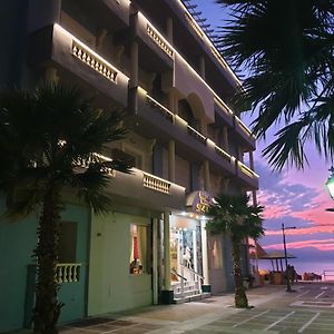 Seaside Hotel ルートラキ Exterior photo