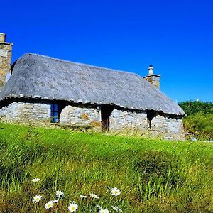 Tigh Lachie At Mary'S Thatched Cottages, Elgol, Isle Of Skye Exterior photo