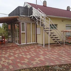 Holiday Home In Balatonmariafuerdo 31229 Exterior photo