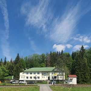 ホテル Olivin Kytlice Exterior photo