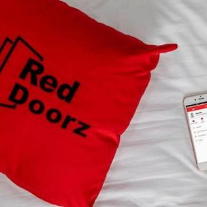 ホテル Reddoorz Near Rsud Embung Fatimah Batam Exterior photo