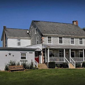 Hertzog Homestead Bed & Breakfast エフラタ Exterior photo