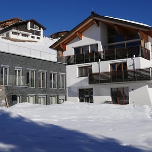 Alpinikum Apartments レッヒ Exterior photo