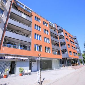 Apartments Kim サンダンスキ Exterior photo