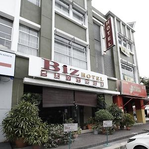 Biz Hotel シャー・アラム Exterior photo