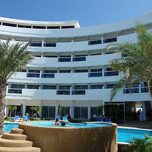 ホテル Sunsol Caribbean Beach Playa El Agua Exterior photo