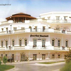 Grand Hotel Rinascimento カンポバッソ Exterior photo