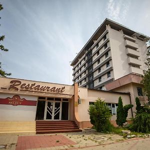 Hotel Select Slobozia スロボジア Exterior photo