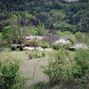 Combovin Maison D'Hotes Ainsi Soie T-Il Bed & Breakfast Exterior photo