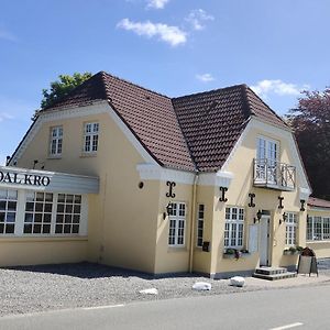 Skovdal Kro Jelling Exterior photo